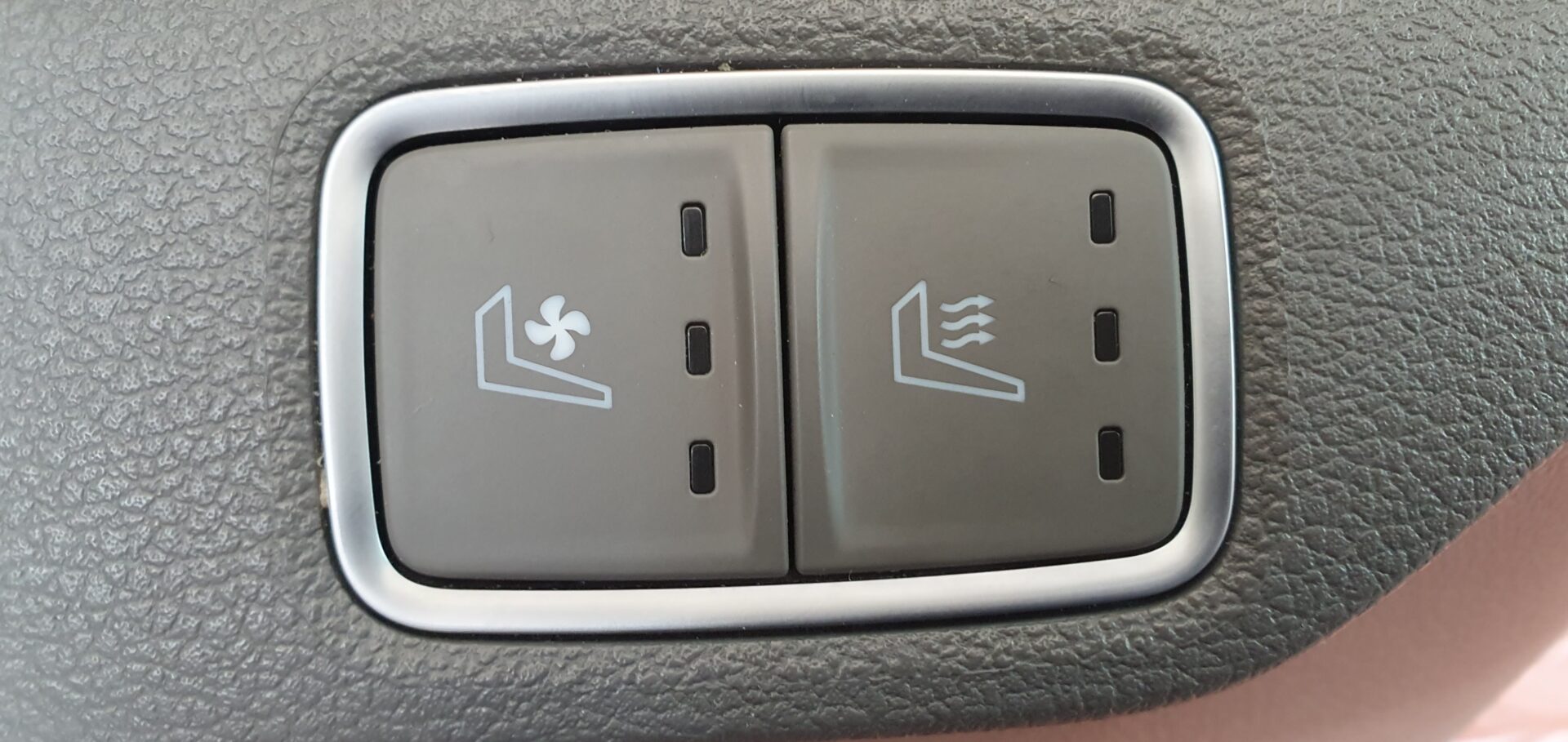 Individual Heating & Cooling Controls in Seoul Jumbo Taxis